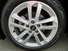 AUDI A3 Limousine 35 TDI S-line LED Navi ACC Rfk 17'' AUDI A3 Limousine 35 TDI S-line LED Navi ACC Rfk 17''