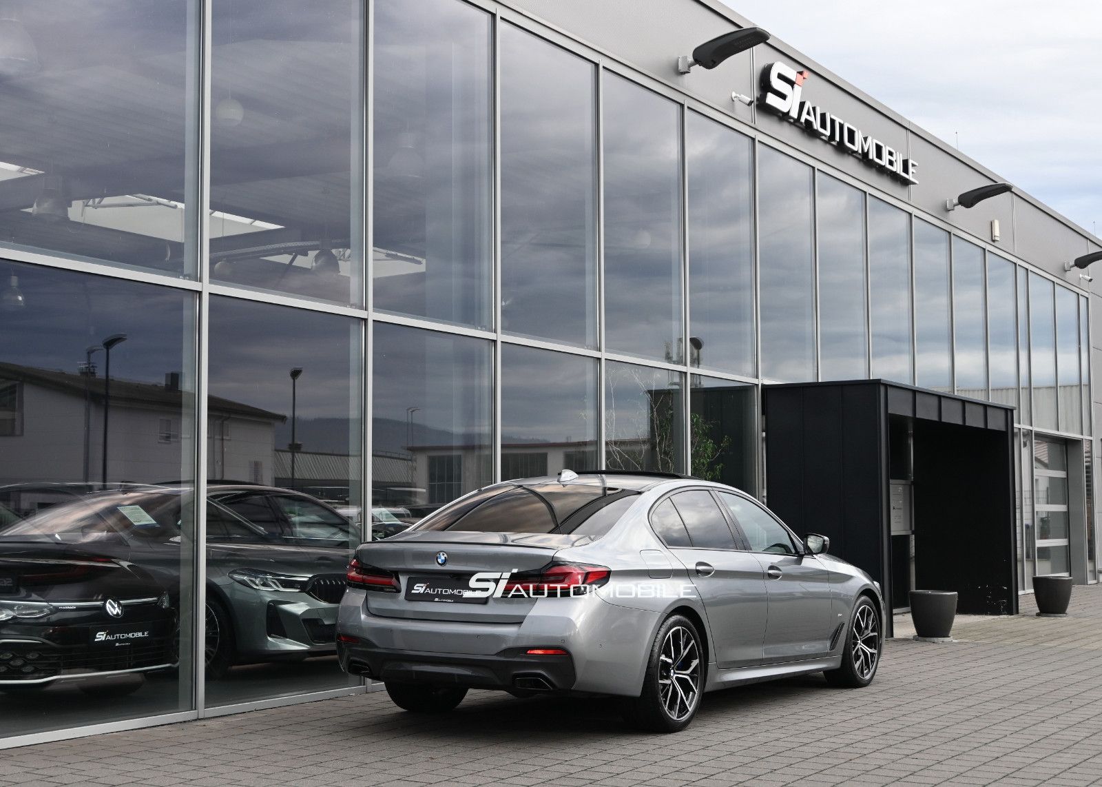 Fahrzeugabbildung BMW 540d xDr. M SPORT °ACC°GLASDACH°INTEGRAL°STHZG°