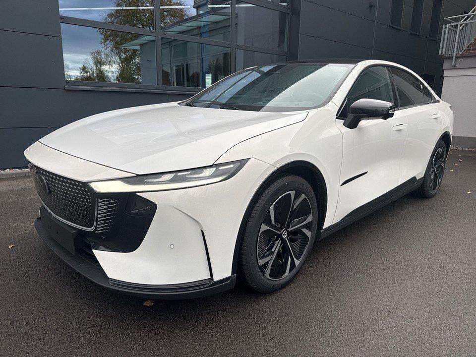 Mazda 6e