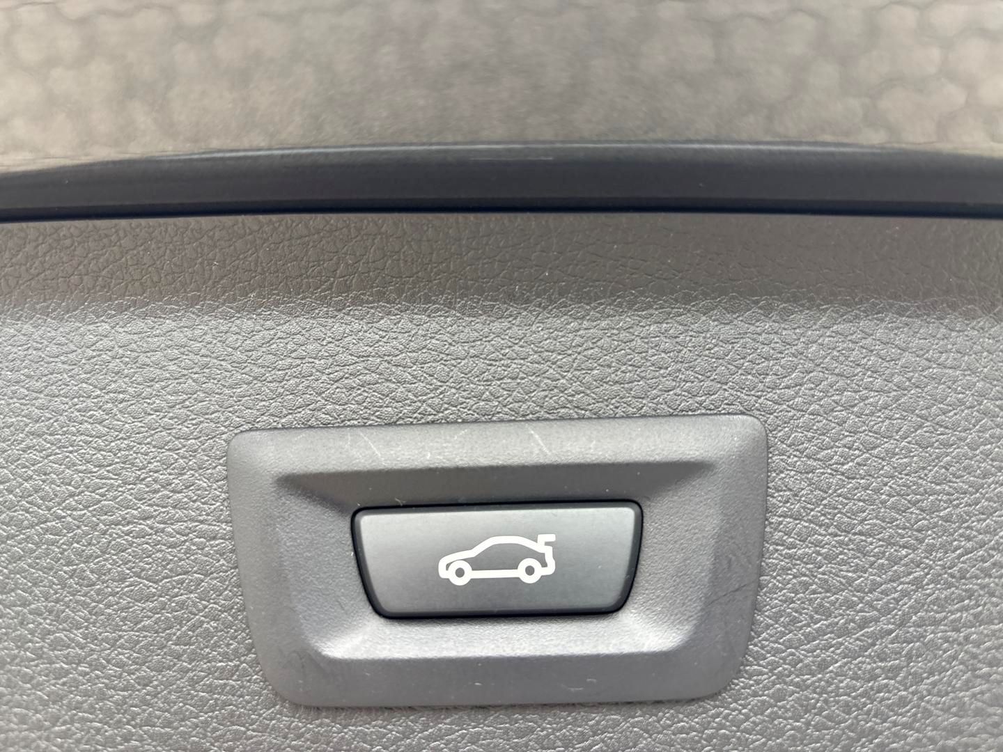 BMW 220 Active Tourer i Sport Line HUD SHZ LHZ LED A foto 16