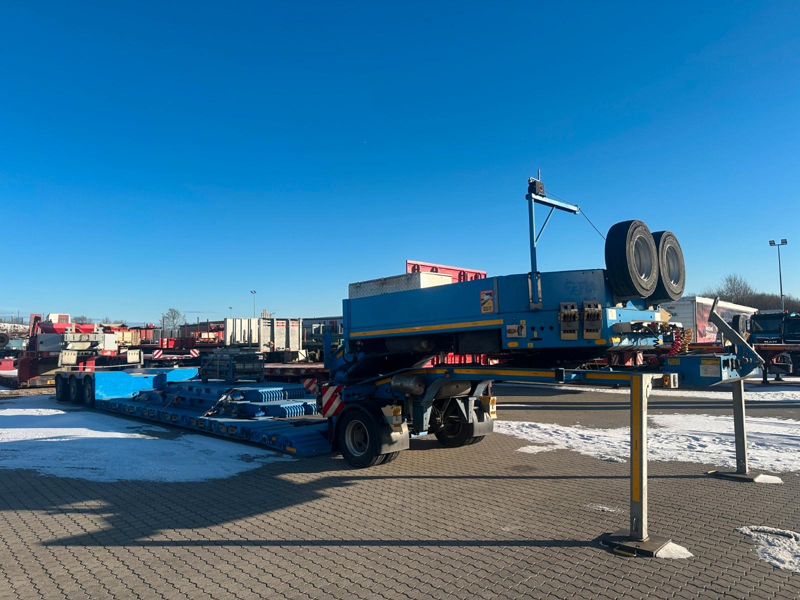 Faymonville Megamax 1+3 tiefbett / free swing dolly