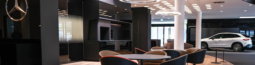 showroom-image-top