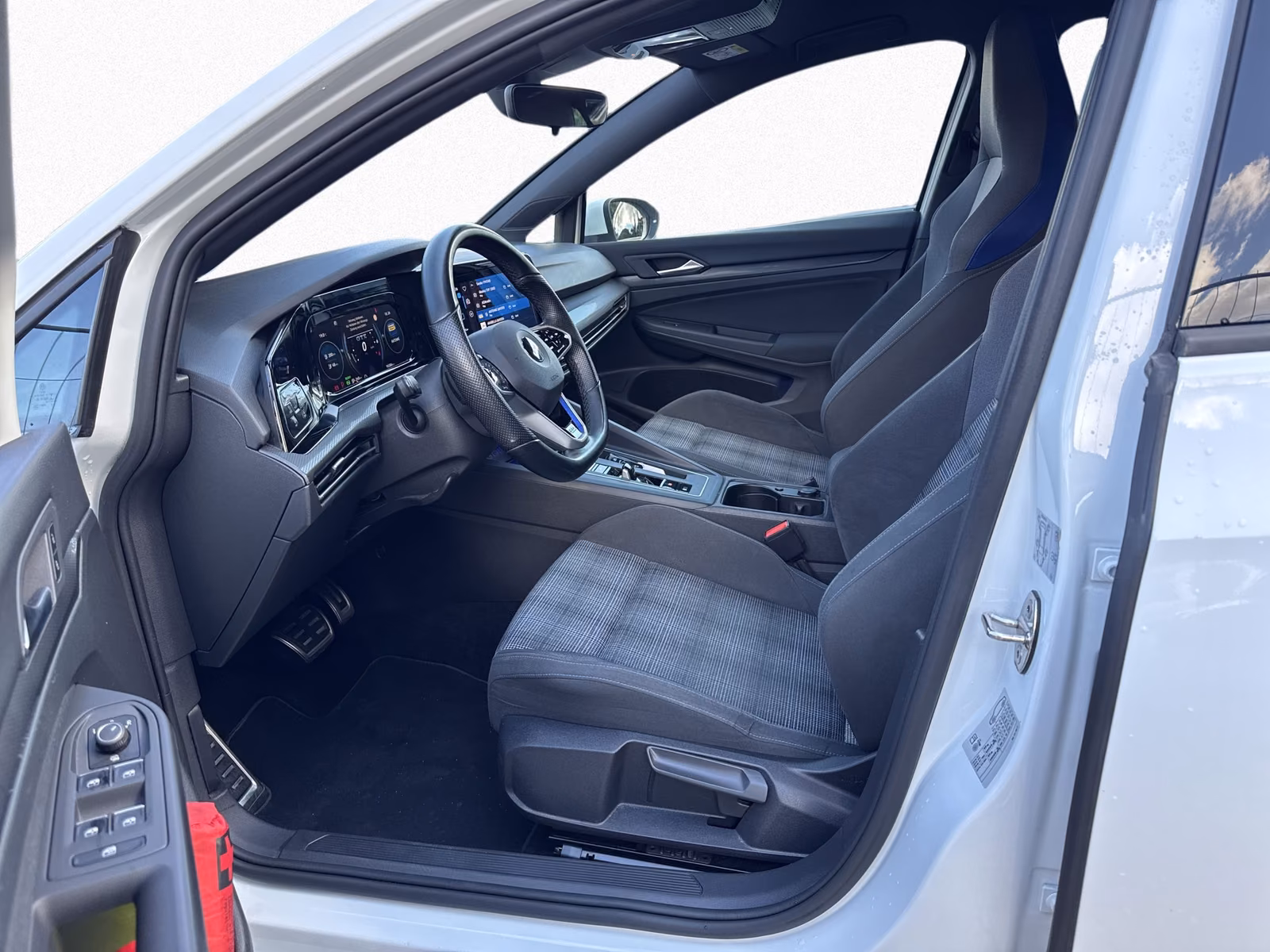 Volkswagen Golf VIII GTE 1.4 TSI NAVI TELEFON LED, миниатюра 11