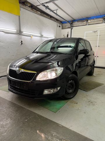 Skoda Fabia Family SHZ Tempomat Klimaauto 105PS