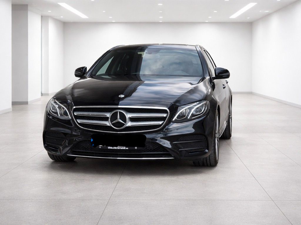 Image of Mercedes-Benz E 300