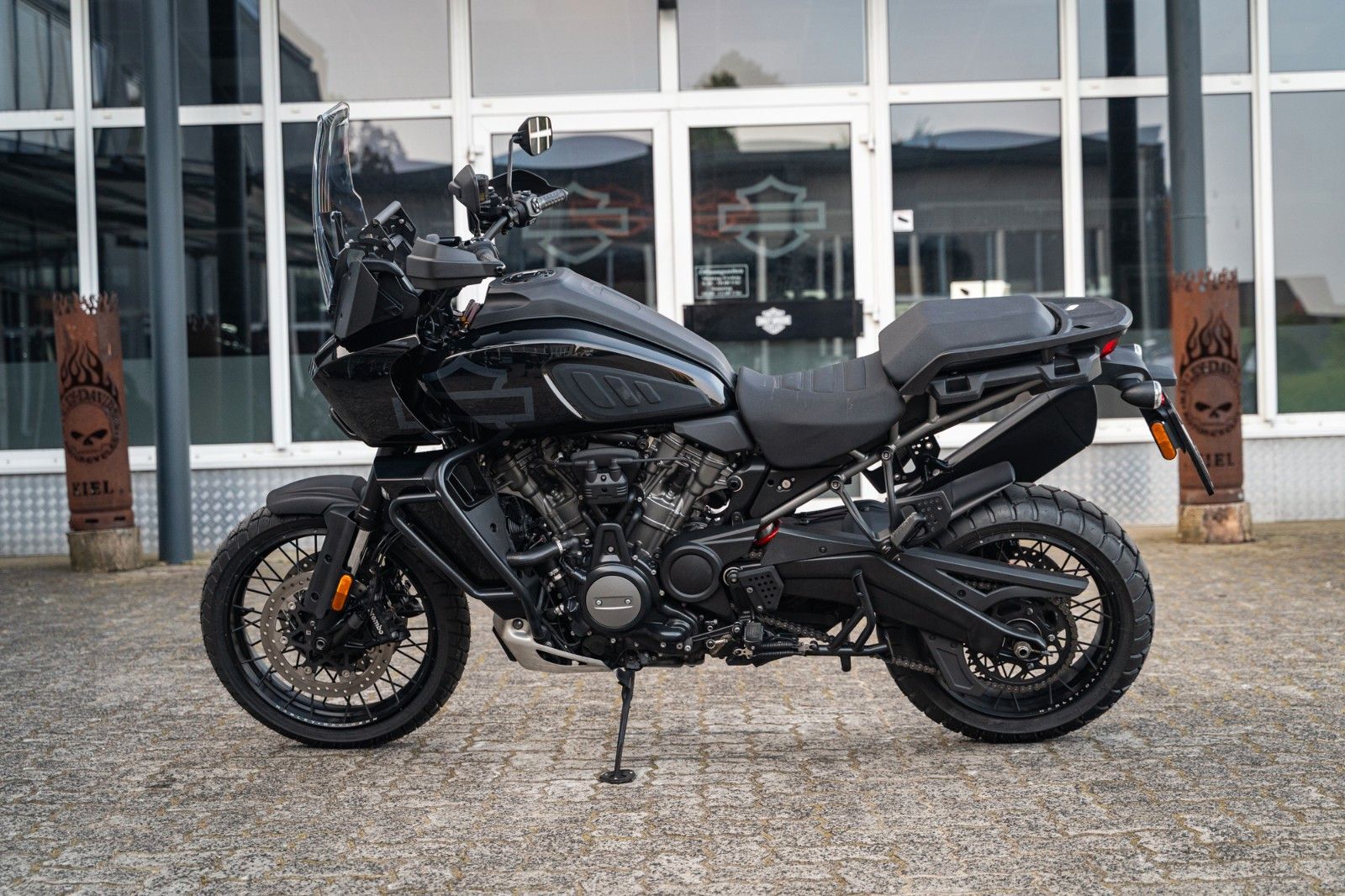 Fahrzeugabbildung Harley-Davidson RH1250S Pan America Special