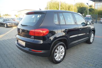 Volkswagen Tiguan - 8