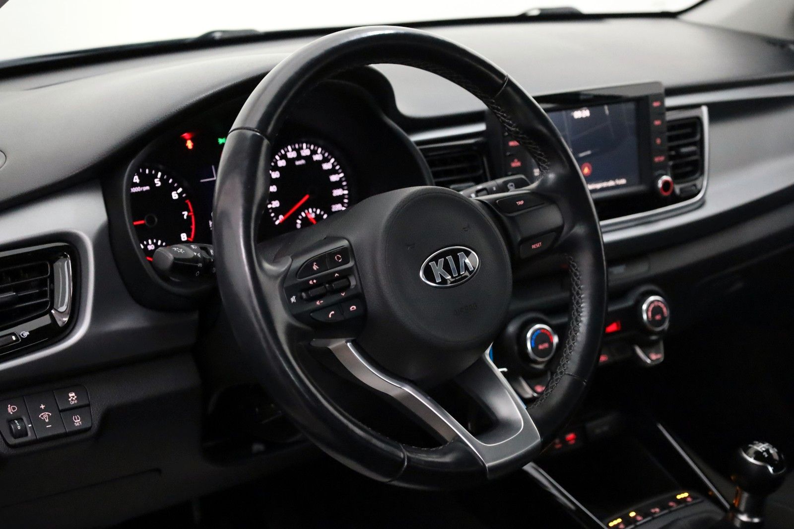 Fahrzeugabbildung Kia Rio Dream Team,Navi,Kamera,SH,8fach bereift