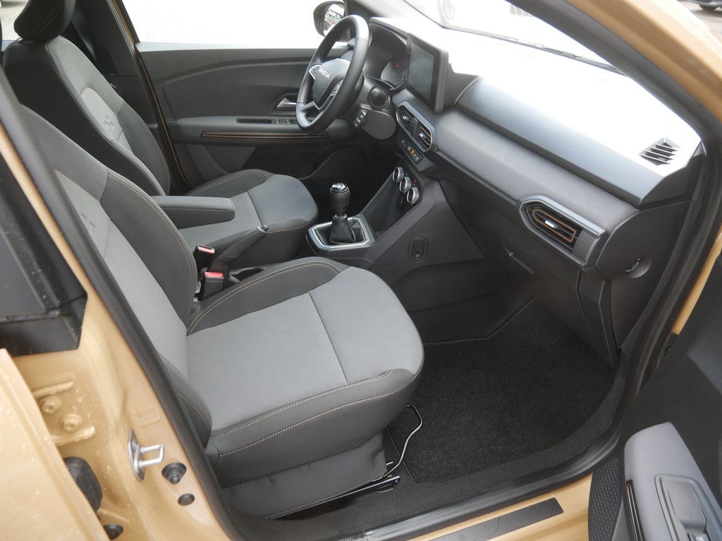 Fahrzeugabbildung Dacia Sandero Stepway Extreme TCe 110 KAMERA AHK LED