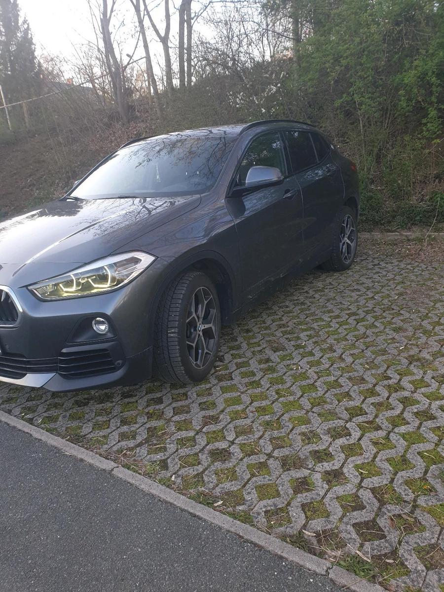 BMW X2