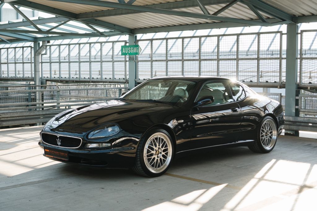 Maserati 3200