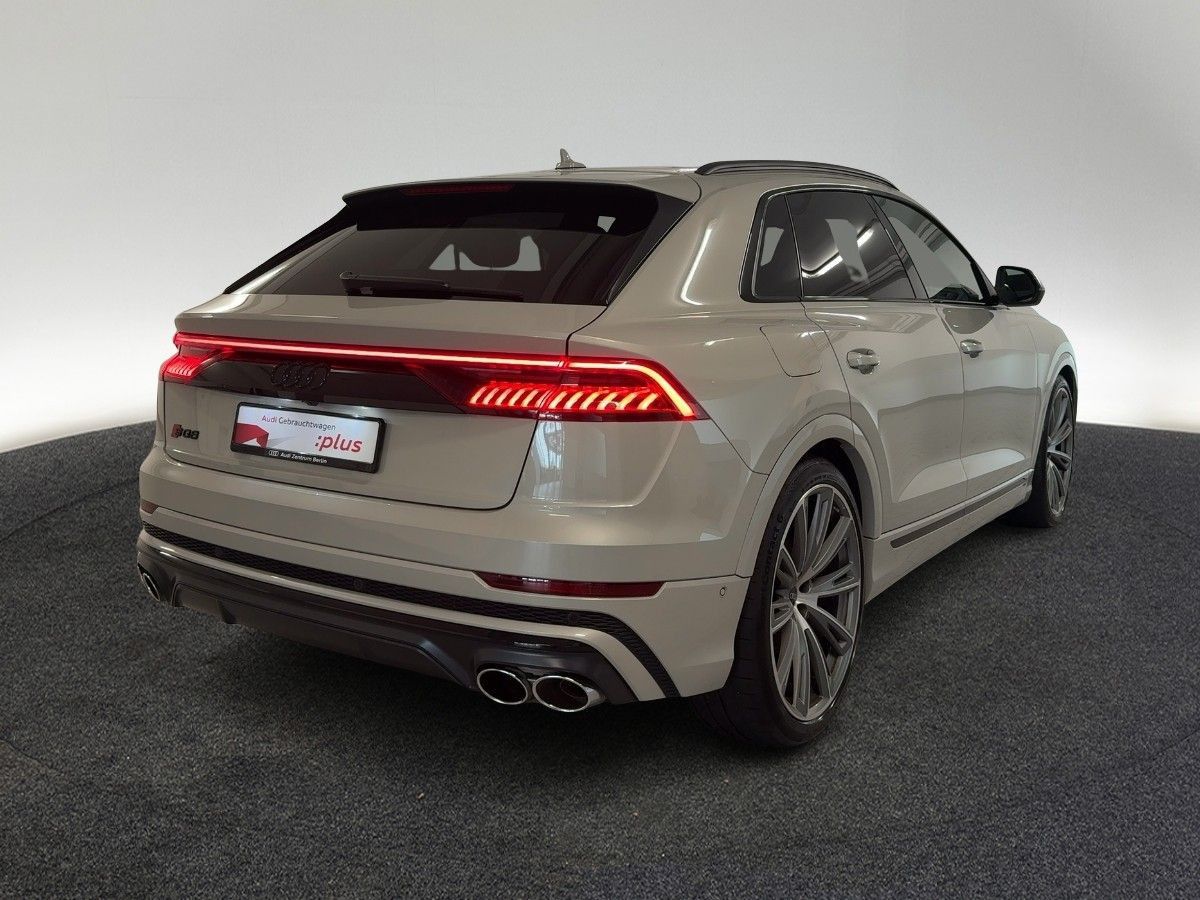 Audi SQ8 - Bild 6
