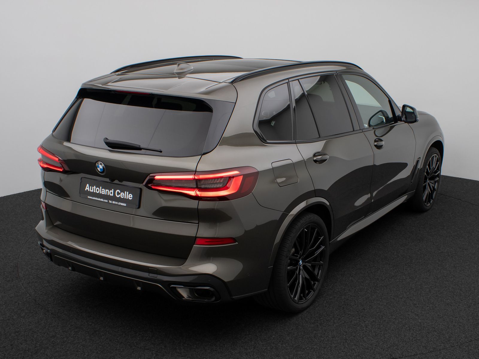 Fahrzeugabbildung BMW X5 xD40d M Sport Panorama Laser 360°HUD DAB H/K