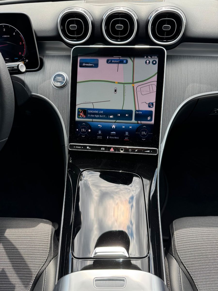 Fahrzeugabbildung Mercedes-Benz C 200d T Avantgarde AHK+RFK+Memory+TotW