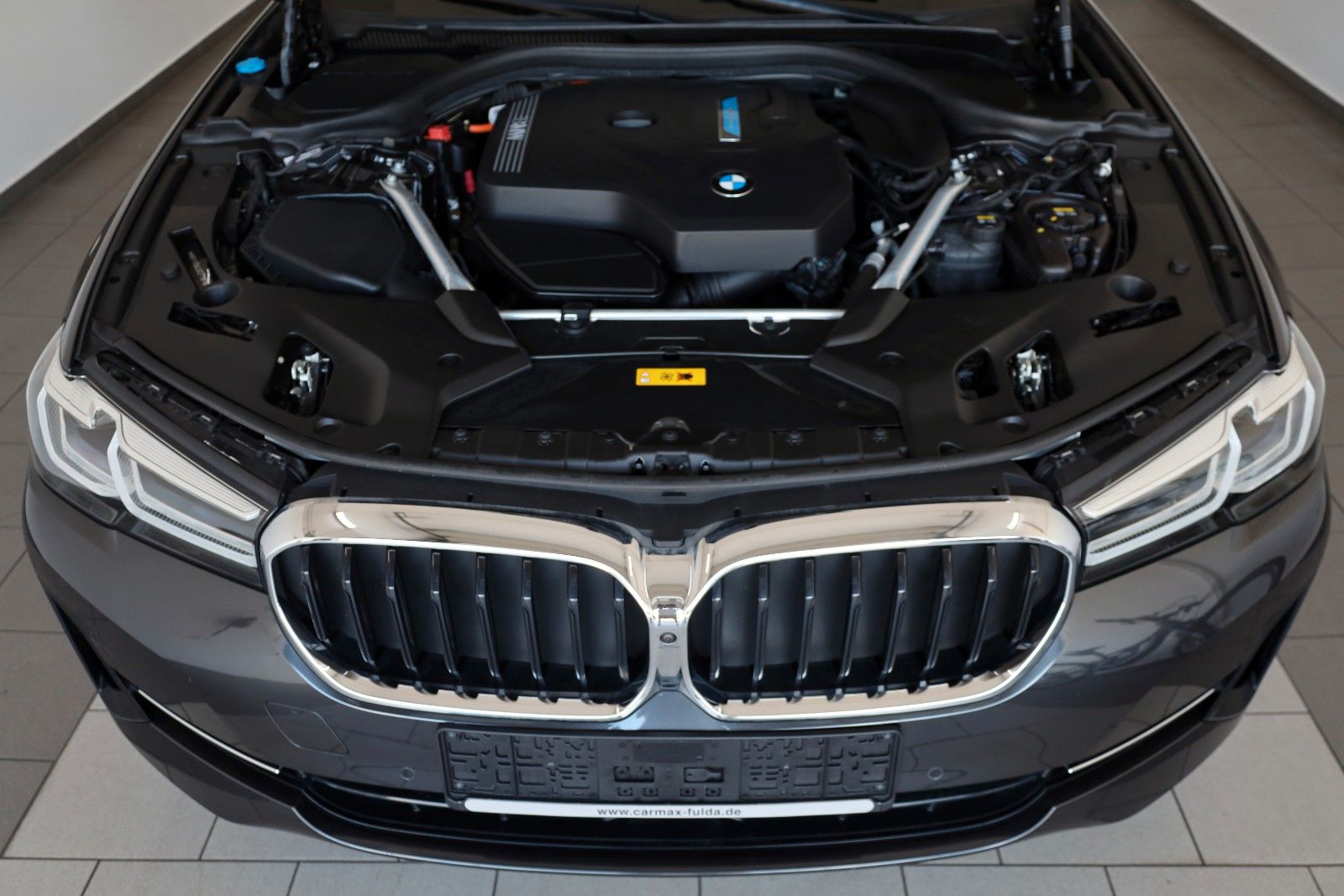Fahrzeugabbildung BMW 530e xDrive Leder,Navi,LED,HUD,SD,Apple CarPlay,