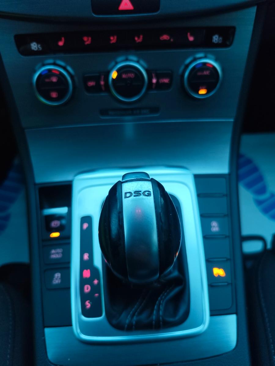 Volkswagen Passat 2014 — photo 23