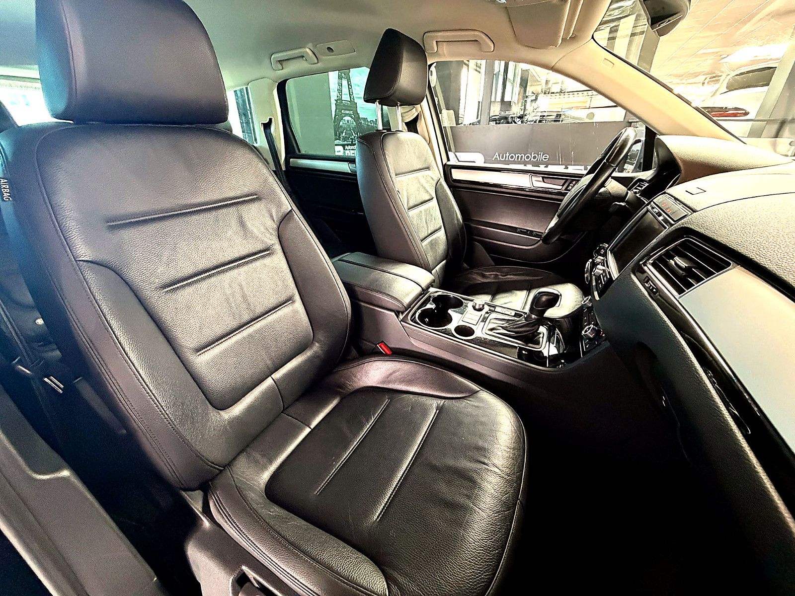 Fahrzeugabbildung Volkswagen Touareg V6 TDI Terrain Tech 4Mot/NAVI/LED/LEDER