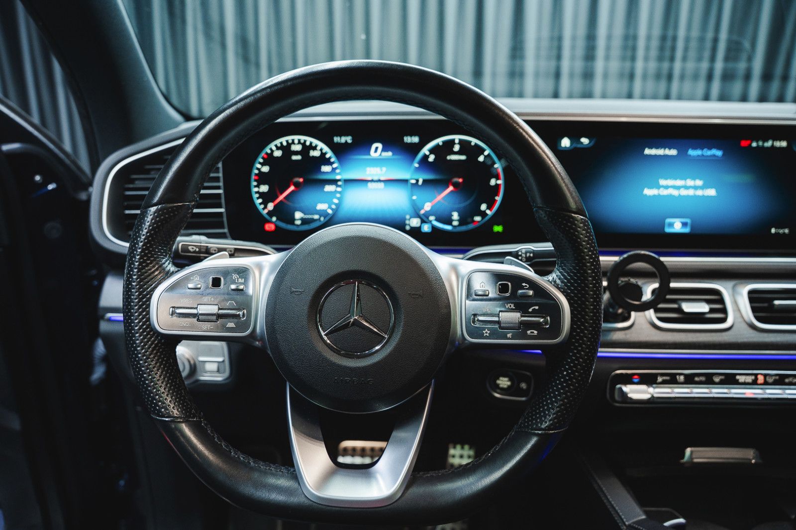 Fahrzeugabbildung Mercedes-Benz GLE 400 d 4Matic*AMG Line*Burmester*Pano*21''