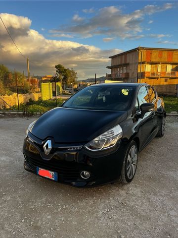 Renault Clio dCi 8V 75CV 2015 con navigatore