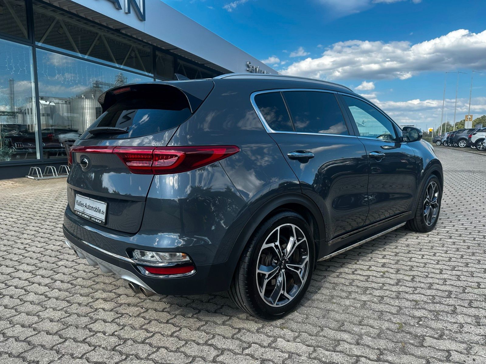 Fahrzeugabbildung Kia Sportage 1.6 T-GDI DCT 4WD GT line