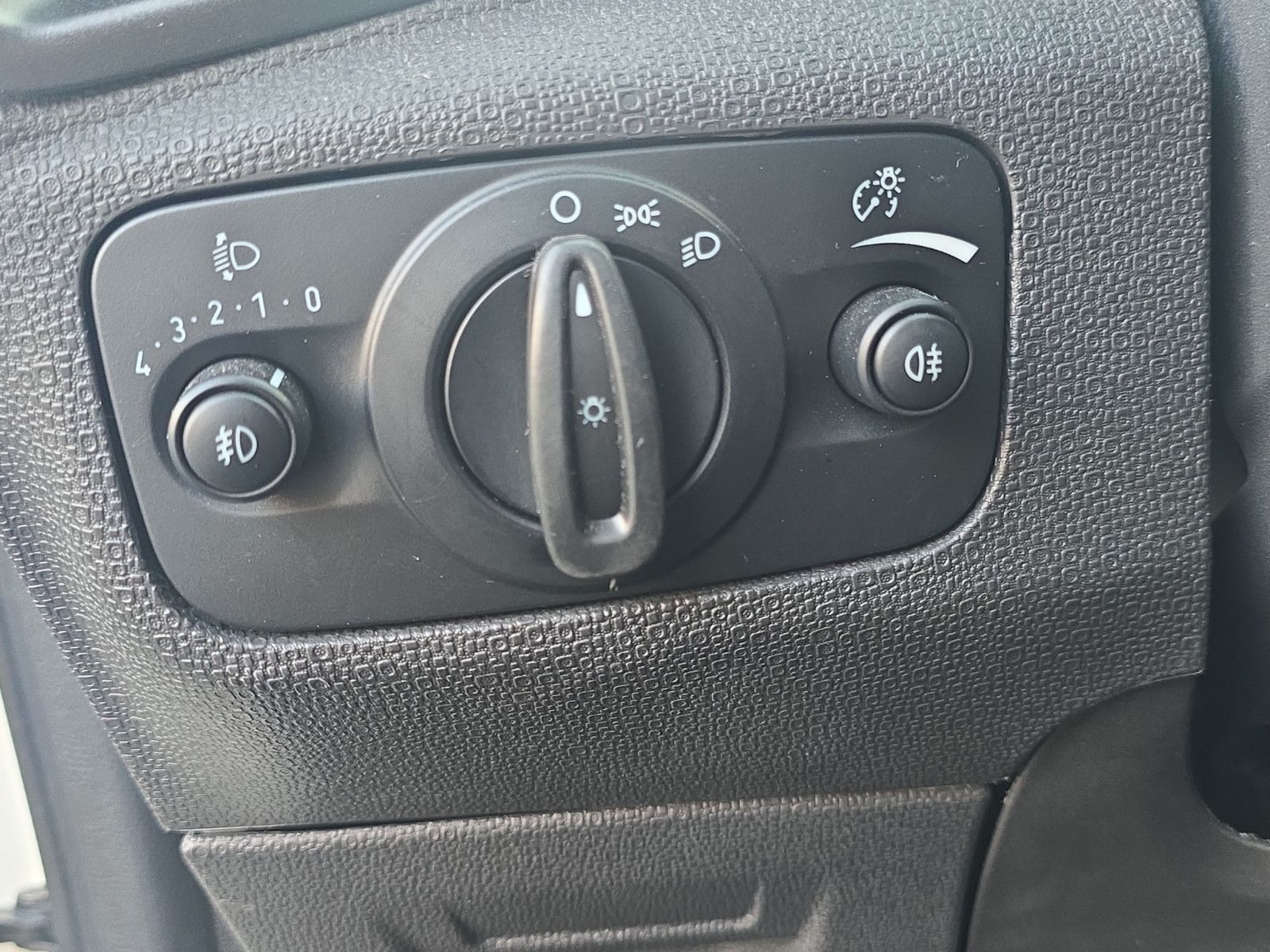 Fahrzeugabbildung Ford EcoSport Trend/KLIMA/RÜCKFAHRKAMERA