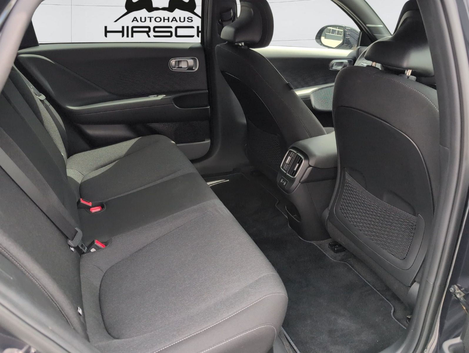 Hyundai IONIQ 6 – Bild 12