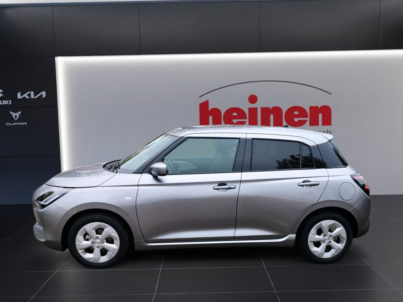 Suzuki SWIFT 1.2 COMFORT NAVI KLIMA TEMPOMAT ACC NOTRUF imagem 2