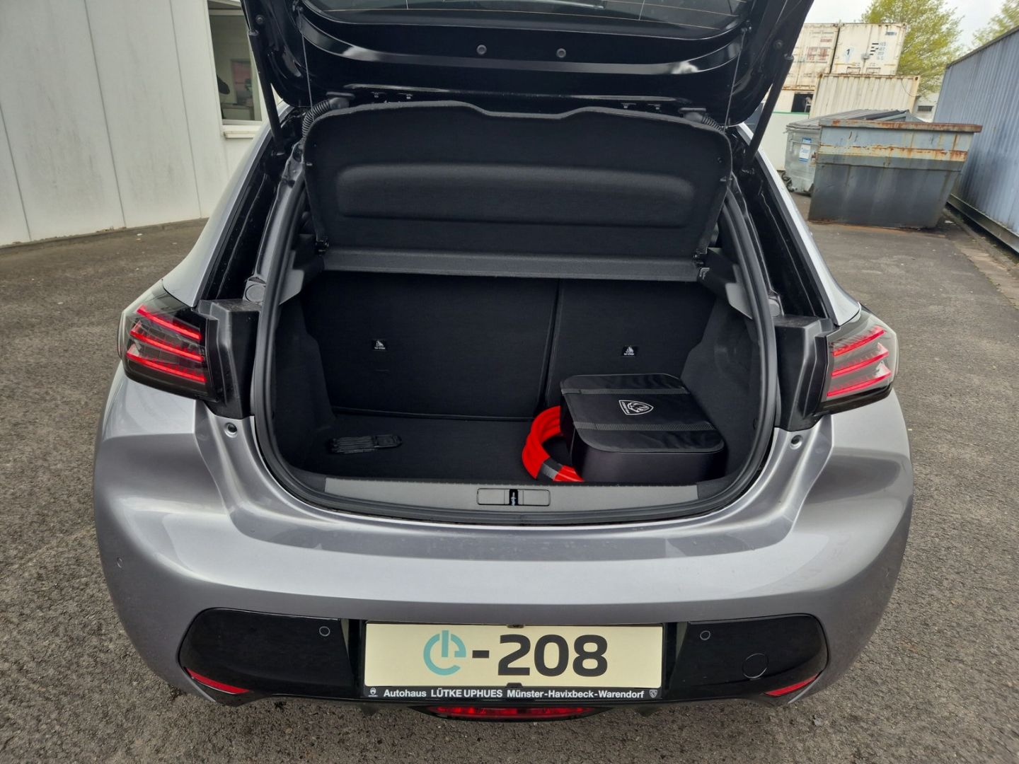 Fahrzeugabbildung Peugeot 208 GT Elektro 156 Navi LED ACC CarPlay Klimaaut