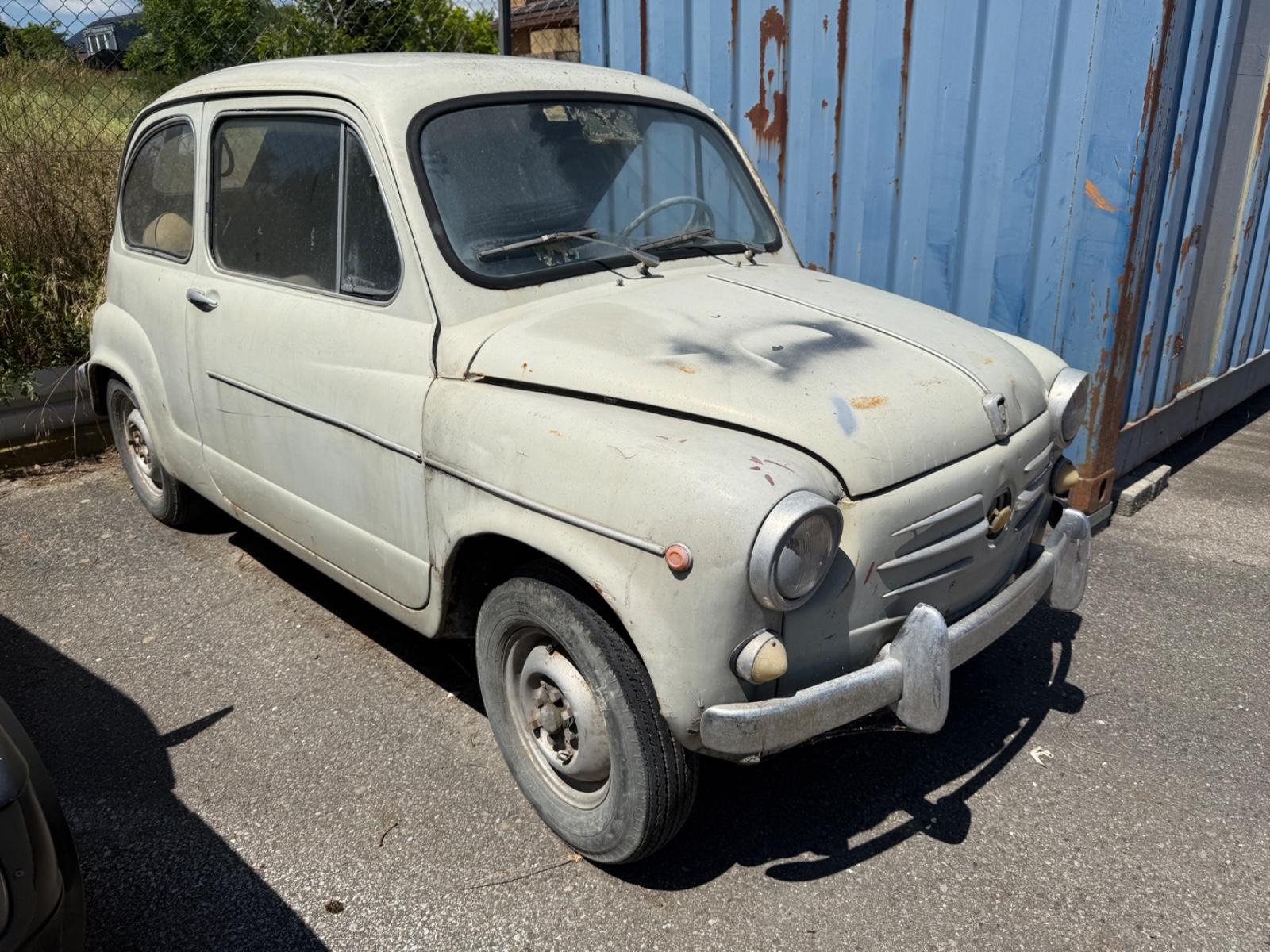 Fiat 600 *Restaurierungsobjekt*