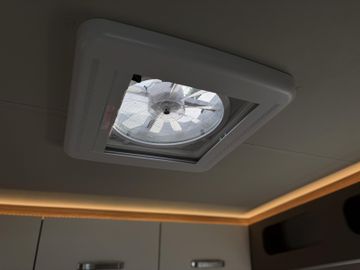 Weinsberg CaraCompact MB EDITION PEPPER 640 MEG AUTARK9-G
