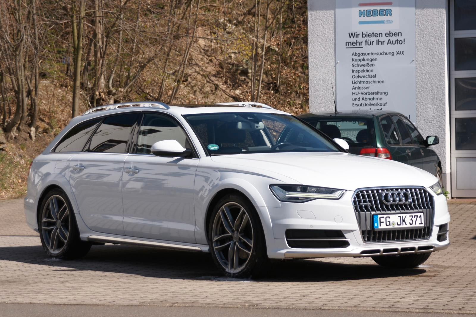 AUDI A6 Allroad 3.0 TDI clean d. quattro 235kW ti...