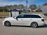 Mercedes-Benz E 500 4MATIC T AVANTGARDE AVANTGARDE - Mercedes-Benz E 500: 4matic