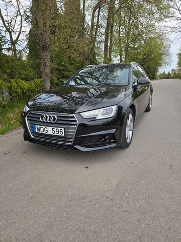 AUDI Audi A4 kombi 2,0 Liter Benzin-Elektro