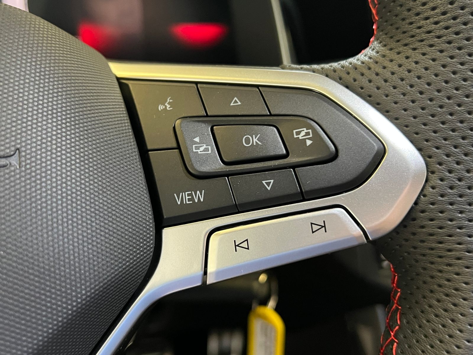 Fahrzeugabbildung Volkswagen Polo GTI 2.0 TSI DSG *IQ.Light, ACC, Ready2Disco
