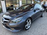 Mercedes-Benz E 250 E -Klasse Coupe E 250 CDI BlueEfficiency - Mercedes-Benz E 250: Cdi Blueefficiency