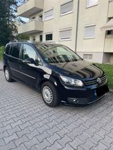 Volkswagen Touran 1.4 TSI DSG Highline Highline - Volkswagen Touran aus 2011: Highline