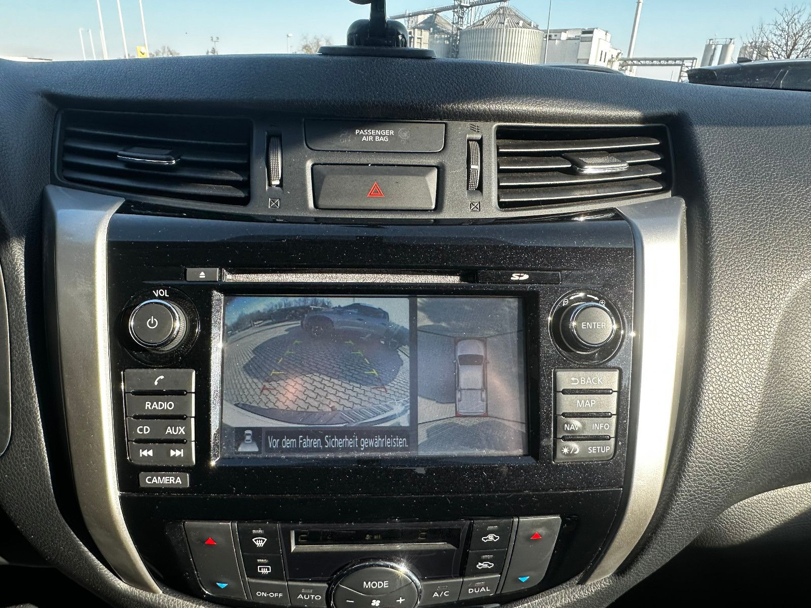 Fahrzeugabbildung Nissan Navara Tekna