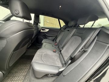Audi Q8 - 6