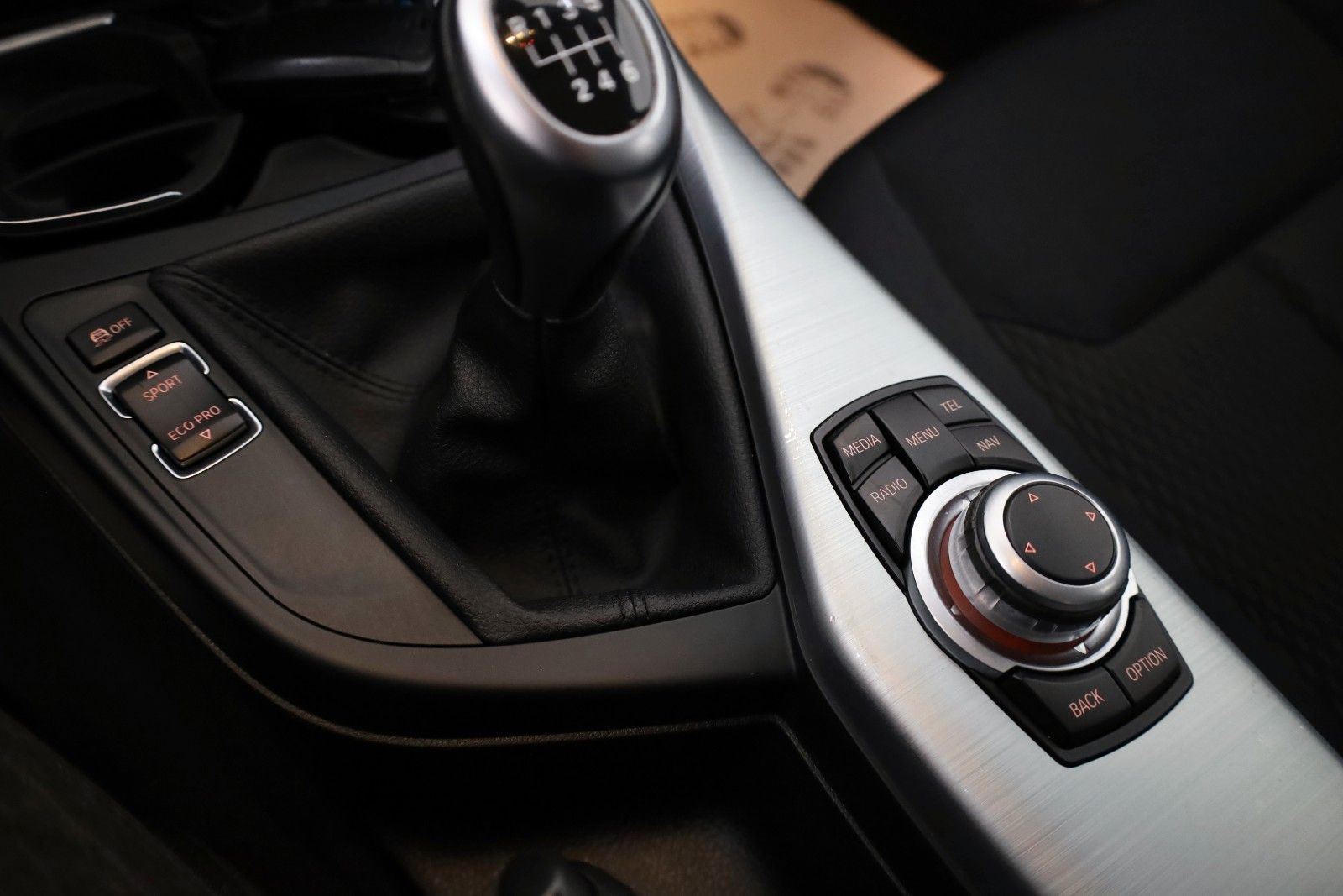 Fahrzeugabbildung BMW 120d 5-trg. Advantage Navi,Xenon,SH,PDC,SR+WR