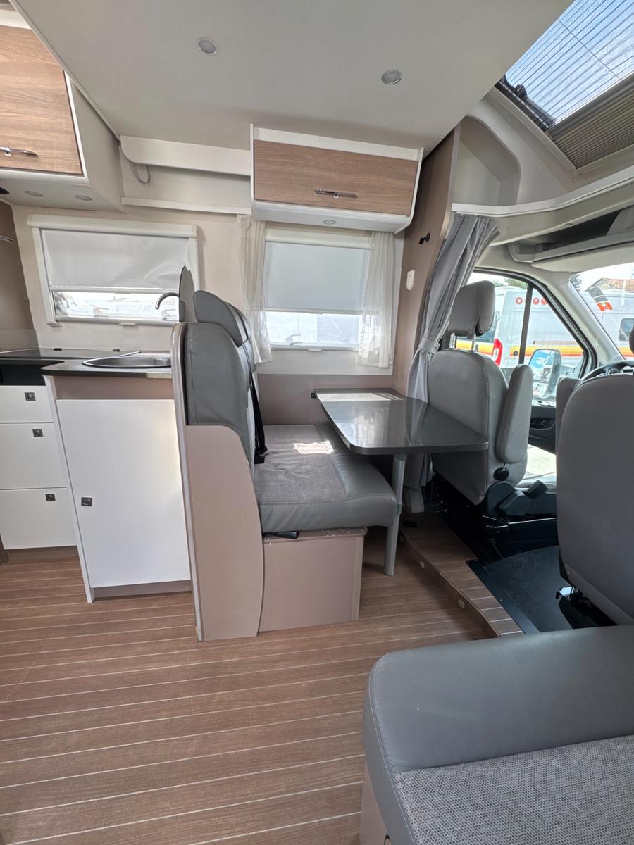 Ford Etrusco T 6.9 SF (2023)  Ford Transit 2.0 TDCi