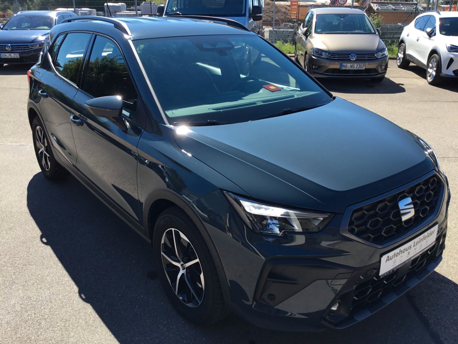Fahrzeugabbildung SEAT Arona 1.0 TSI Style DSG+AHK+ACC+Navi+Kamera