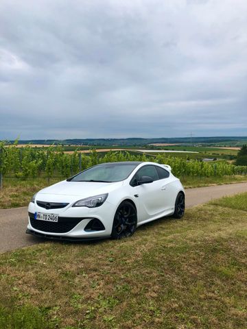 Opel Astra J OPC