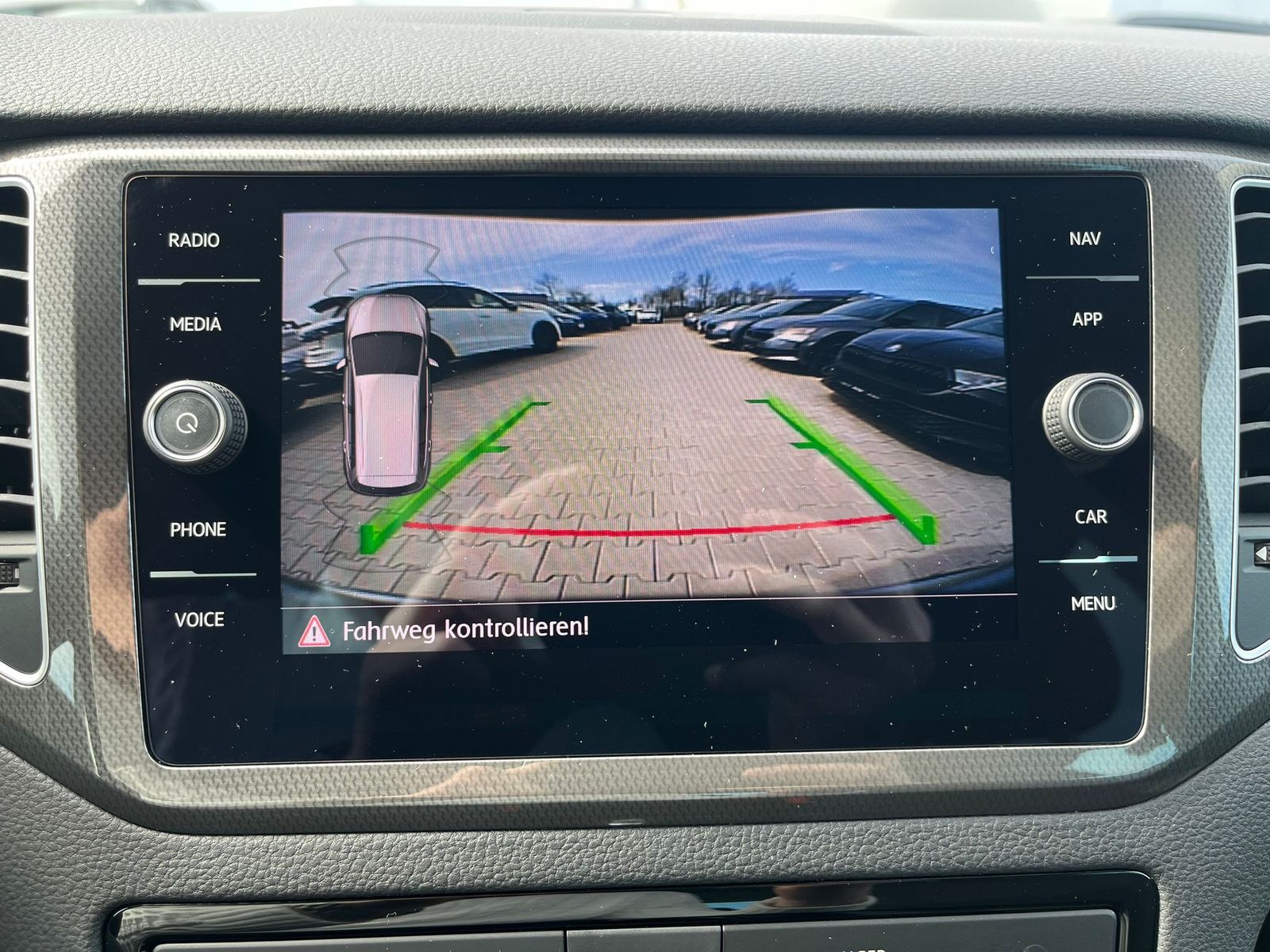 Fahrzeugabbildung Volkswagen Golf Sportsvan 1.5 TSI DSG Join LED*ACC*KAMERA