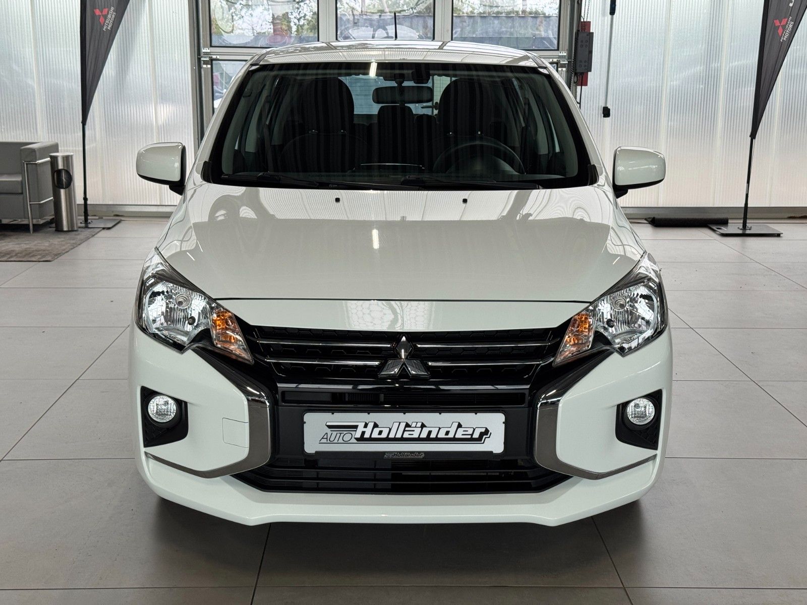 Fahrzeugabbildung Mitsubishi Space Star 1.2 Select "Ganzjahresreifen ZV DAB"