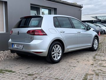 Volkswagen Golf - 7