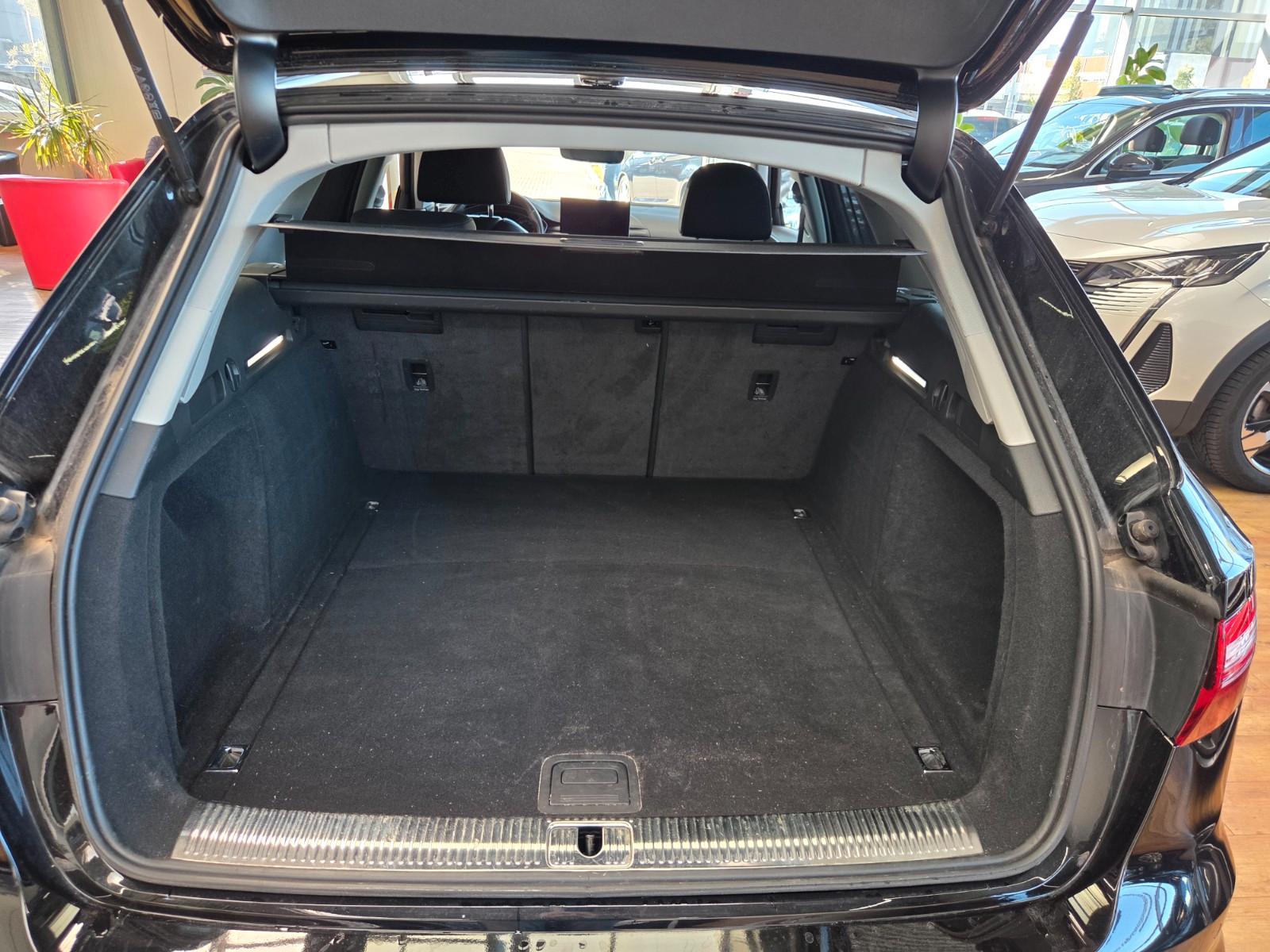 Audi A4 Avant 35 TDI basis