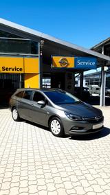 Opel Astra ST 1.6 D SH LH Navi Allwetter PDC AHK - Opel Astra mit Diesel-Antrieb: 1.6