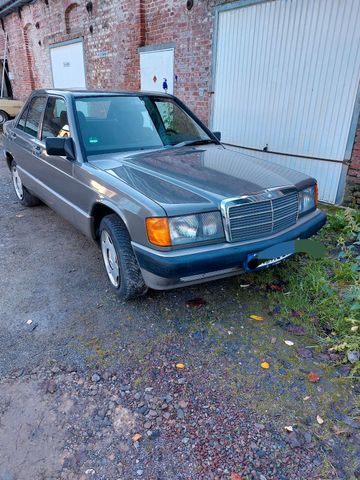 Mercedes-Benz 190iger mit TÜV und H-Kennzeichen