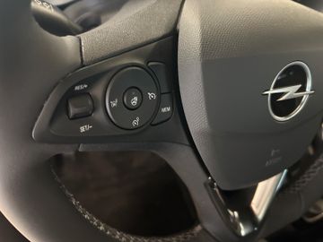 Fotografie 14 des Opel Corsa GS Kamera LED Sitzheizung PDC 17"Alufelge