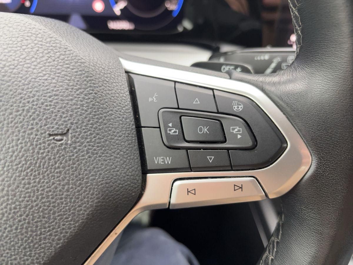 Golf Variant Life 2.0 TDI DSG AHK NAVI ACC LED